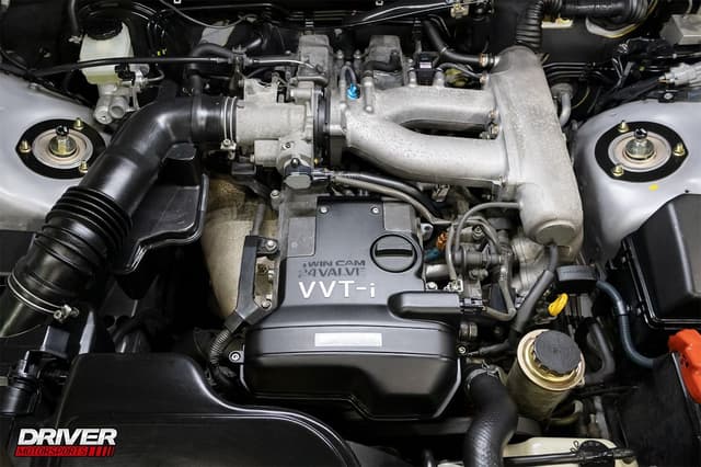 1997 Toyota Crown JDM car for sale — photo 4 of 24