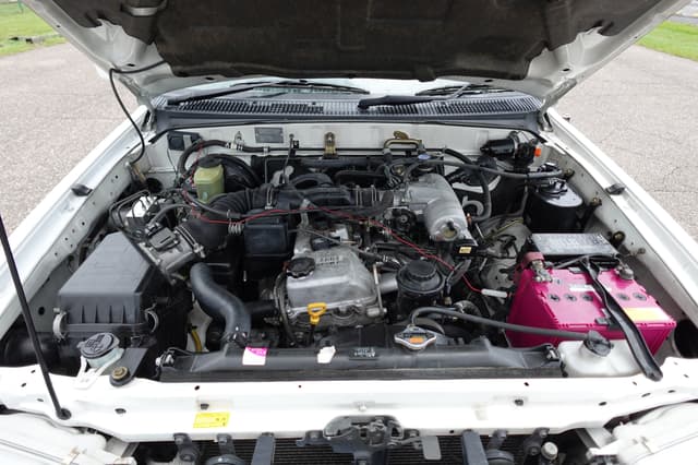 2001 Toyota Hilux Surf JDM car for sale — photo 22 of 22