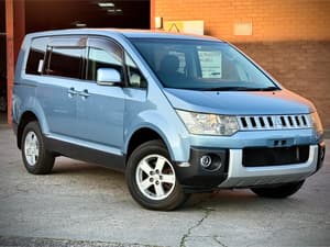 2010 Mitsubishi Delica JDM car for sale