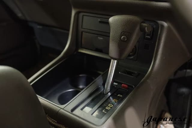 1997 Toyota HiAce JDM car for sale — photo 10 of 25