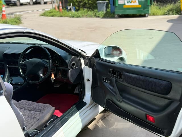 1998 Mitsubishi GTO JDM car for sale — photo 12 of 15