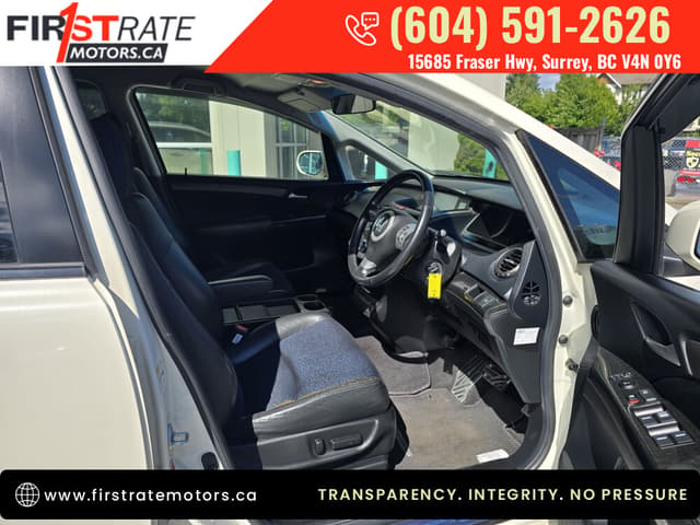 2005 Honda Odyssey JDM car for sale — photo 9 of 21