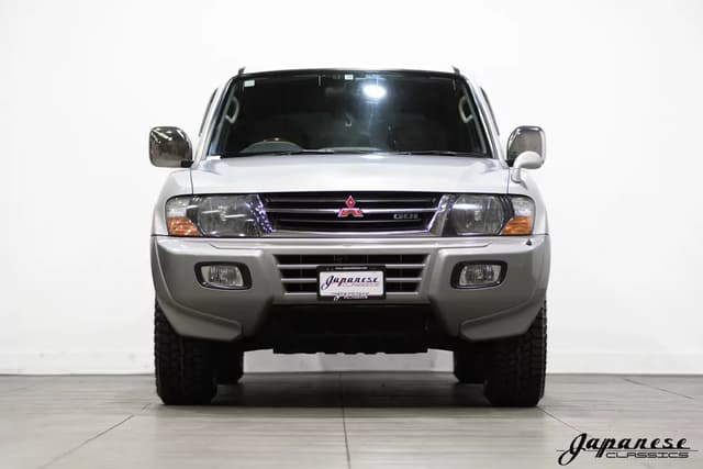 1999 Mitsubishi Pajero JDM car for sale — photo 2 of 25