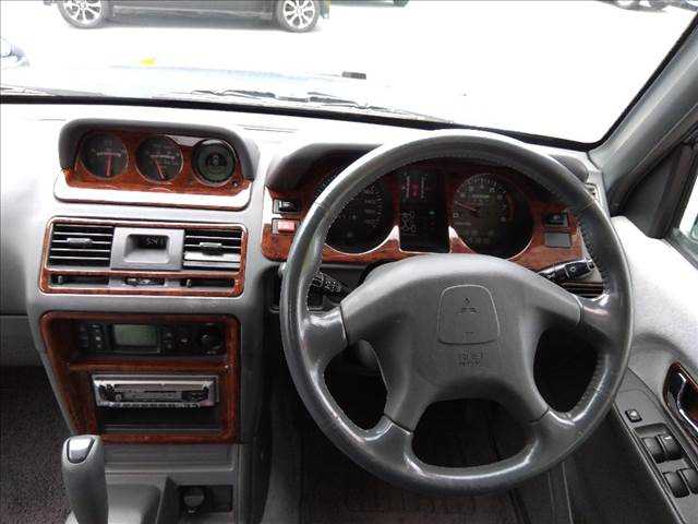 1997 Mitsubishi Pajero JDM car for sale — photo 25 of 25
