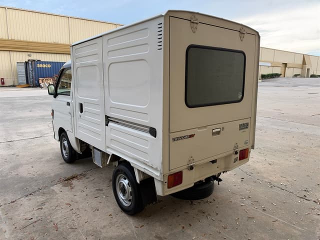 1998 Daihatsu Hijet JDM car for sale — photo 6 of 17