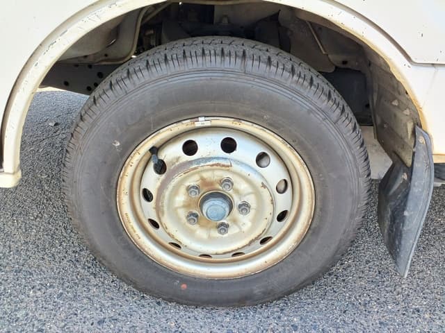 2008 Mazda Bongo JDM car for sale — photo 9 of 10