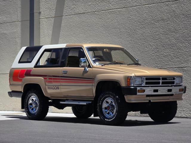 1987 Toyota Hilux Surf JDM car for sale — photo 12 of 25