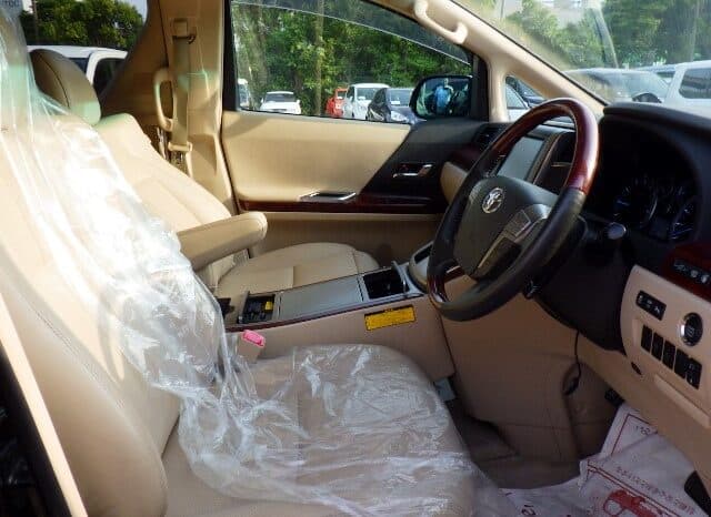2009 Toyota Vellfire JDM car for sale — photo 5 of 13
