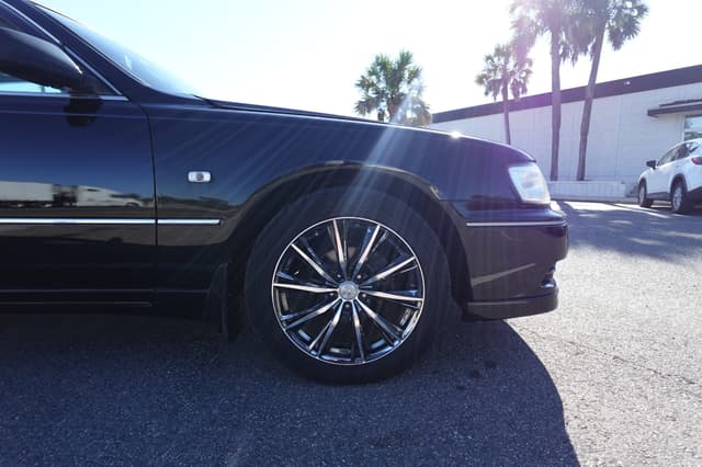 1997 Nissan Cima JDM car for sale — photo 5 of 18