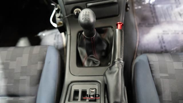 1996 Nissan Skyline JDM car for sale — photo 14 of 24