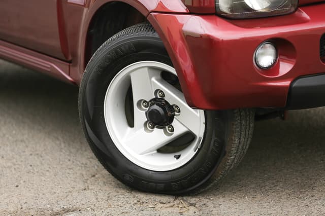 1998 Suzuki Jimny JDM car for sale — photo 20 of 25