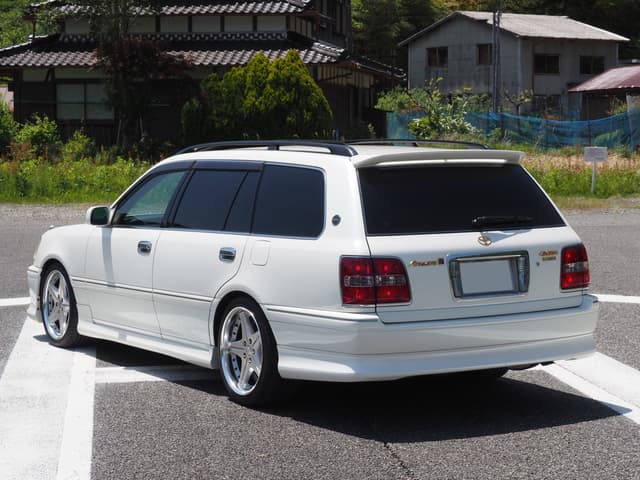 2000 Toyota Crown JDM car for sale — photo 23 of 25