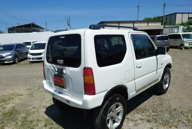2008 Suzuki Jimny JDM car for sale — photo 8 of 25