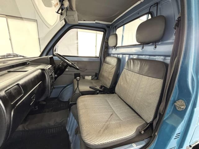 1993 Daihatsu Hijet JDM car for sale — photo 8 of 10