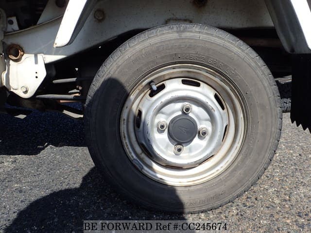 1997 Daihatsu Hijet JDM car for sale — photo 10 of 25