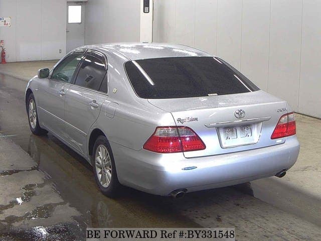 2007 Toyota Crown JDM car for sale — photo 4 of 6