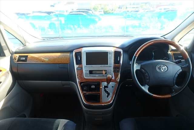 2007 Toyota Alphard JDM car for sale — photo 9 of 25