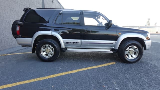 1995 Toyota Hilux Surf JDM car for sale — photo 5 of 14