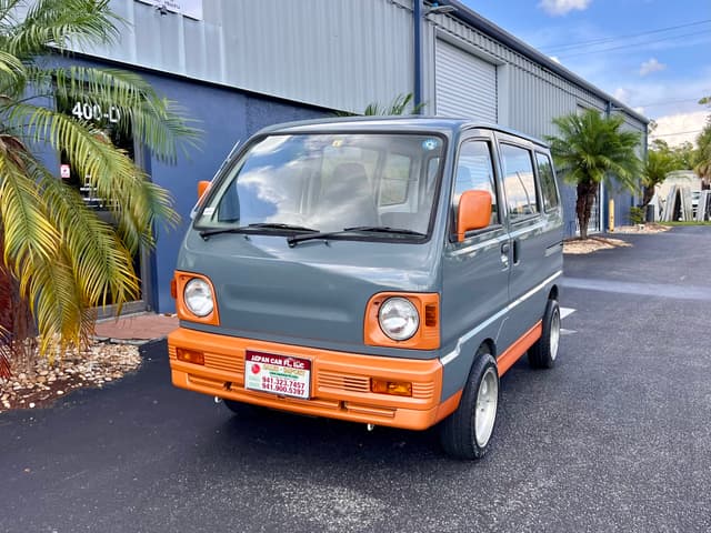 1993 Mitsubishi Bravo Minivan JDM car for sale — photo 2 of 20