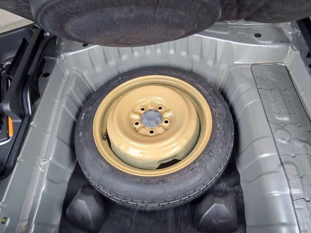2000 Toyota Crown JDM car for sale — photo 13 of 15