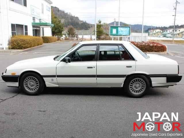1984 Nissan Skyline JDM car for sale — photo 3 of 10