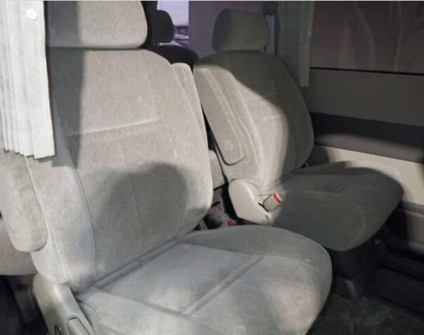 2000 Toyota Grand Hiace JDM car for sale — photo 6 of 6