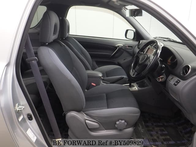 2000 Toyota RAV4 JDM car for sale — photo 6 of 8