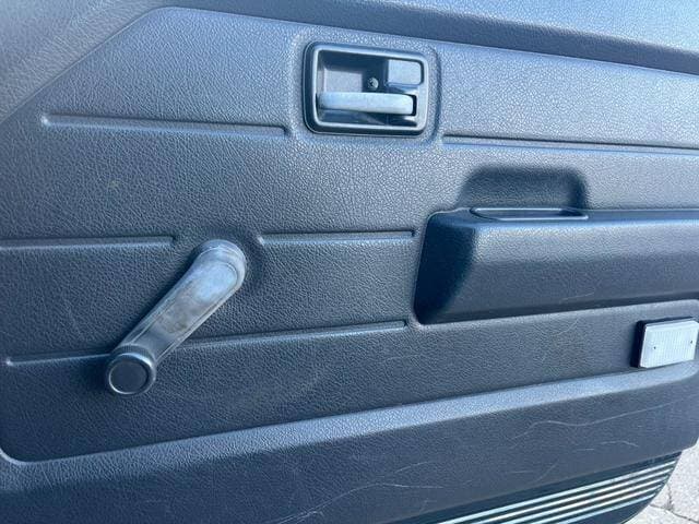 1996 Suzuki Jimny JDM car for sale — photo 17 of 20