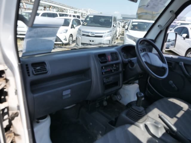 2002 Suzuki Carry JDM car for sale — photo 22 of 25