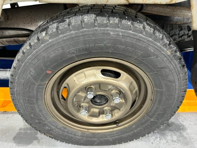 1992 Mitsubishi Minicab JDM car for sale — photo 16 of 23