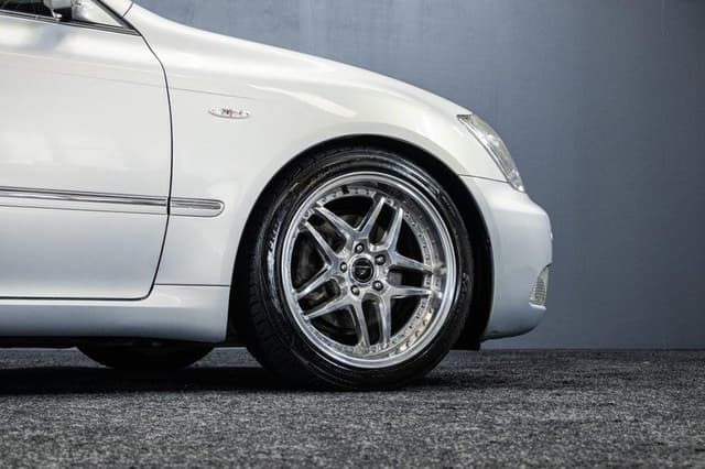 2007 Toyota Crown JDM car for sale — photo 14 of 20