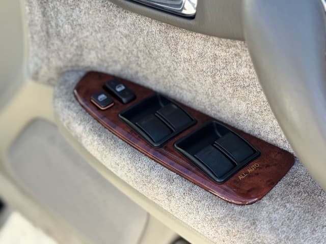 1999 Toyota Majesta JDM car for sale — photo 23 of 24