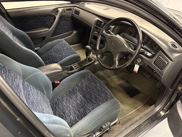 1994 Toyota Caldina JDM car for sale — photo 14 of 25