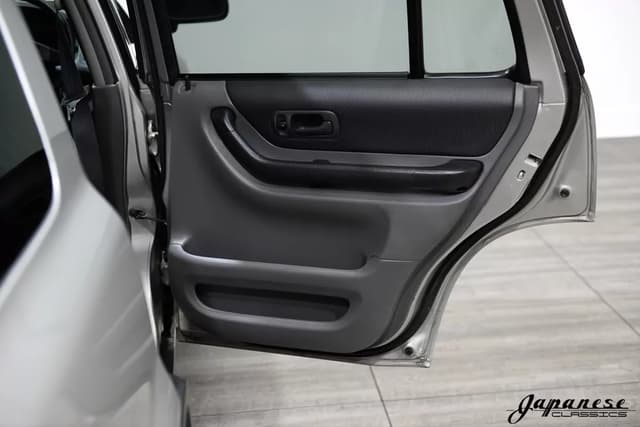1997 Honda CR-V JDM car for sale — photo 21 of 25