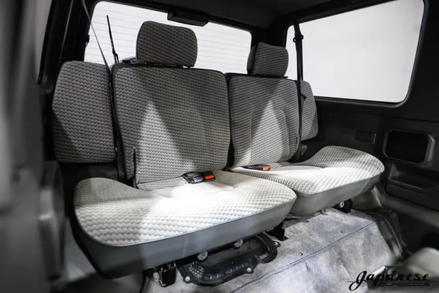 1995 Mitsubishi Pajero JDM car for sale — photo 18 of 25