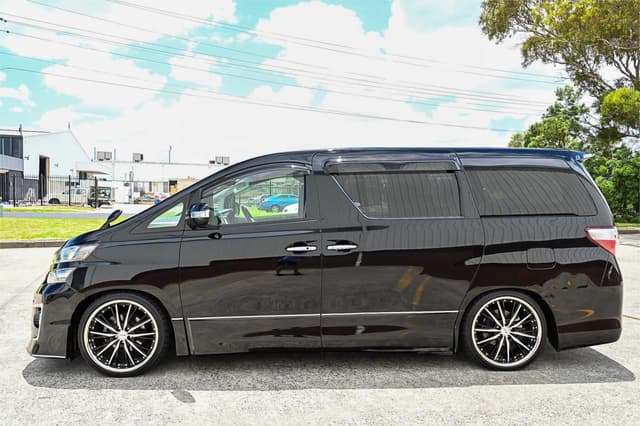2012 Toyota Vellfire JDM car for sale — photo 6 of 24
