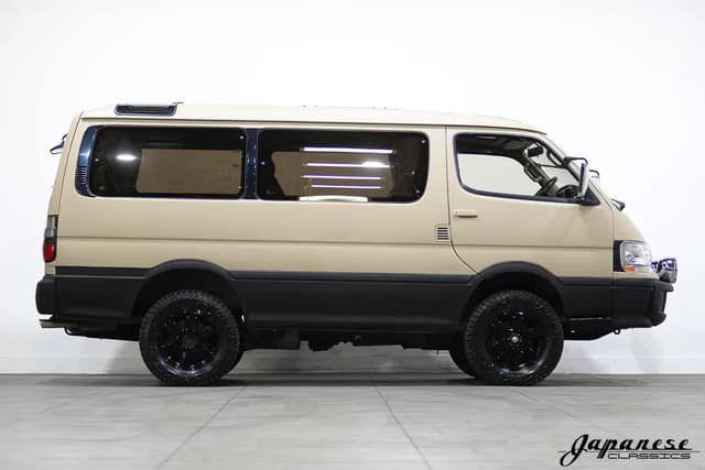 1997 Toyota HiAce JDM car for sale — photo 5 of 25