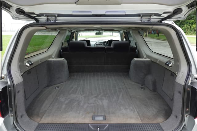 1997 Nissan Stagea JDM car for sale — photo 17 of 19