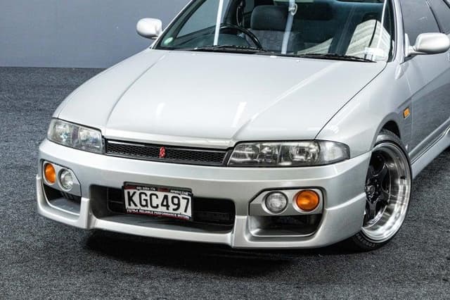 1996 Nissan Skyline JDM car for sale — photo 3 of 19