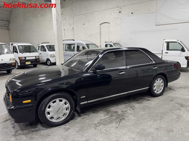 1992 Nissan Cedric JDM car for sale — photo 12 of 25