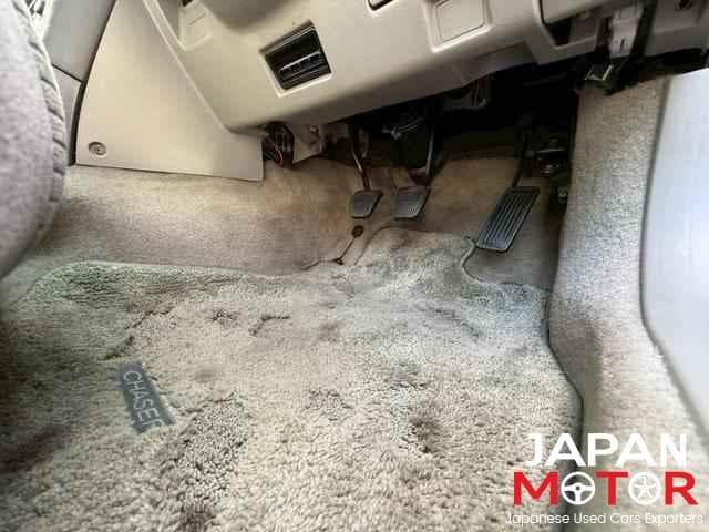 1999 Toyota Chaser JDM car for sale — photo 7 of 14