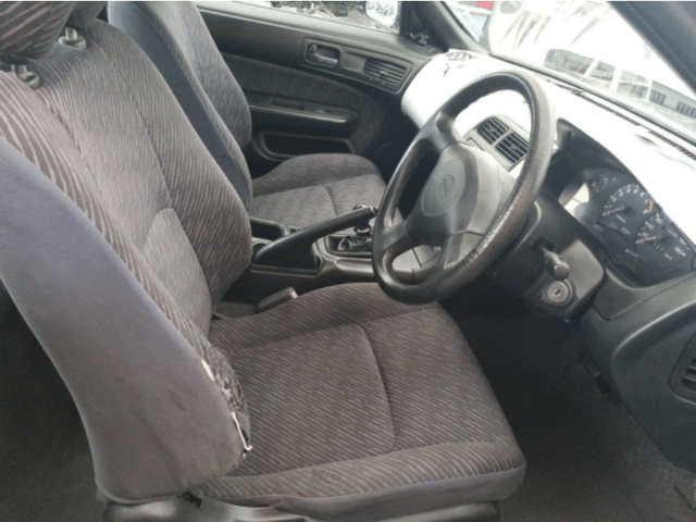 1994 Nissan Skyline JDM car for sale — photo 6 of 7