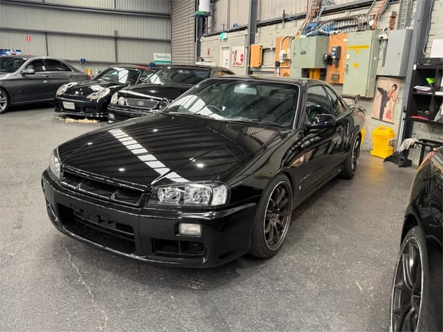 1998 Nissan Skyline JDM car for sale — photo 2 of 9