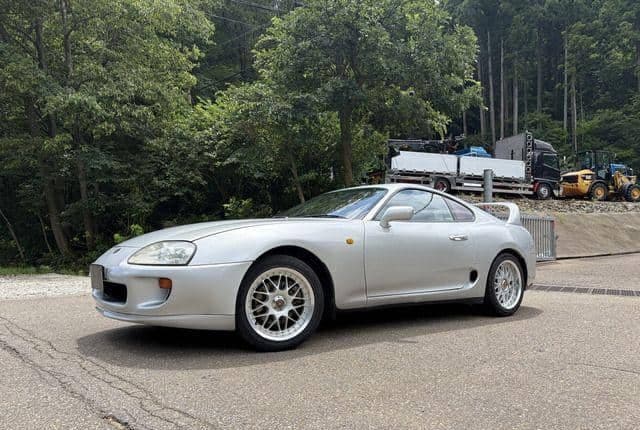 1993 Toyota Supra JDM car for sale — photo 2 of 23