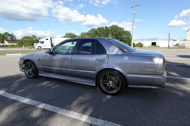 1998 Nissan Skyline JDM car for sale — photo 11 of 18