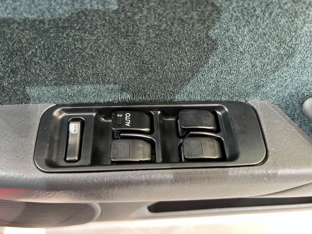 2000 Daihatsu Mira JDM car for sale — photo 17 of 25