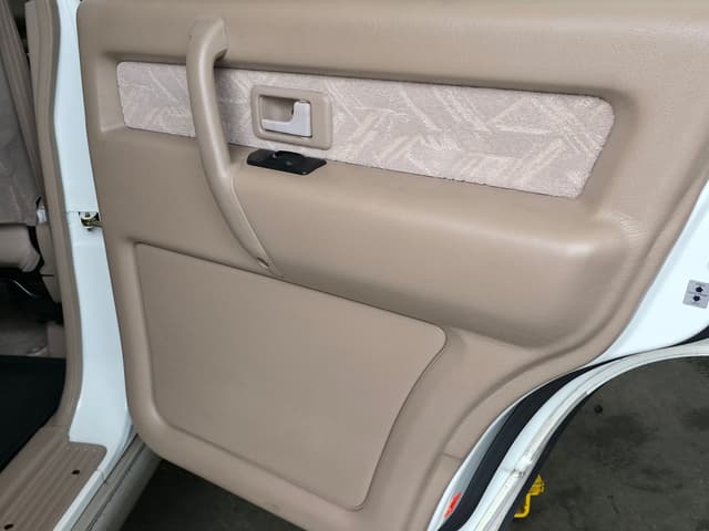 2000 Isuzu JDM car for sale — photo 10 of 25
