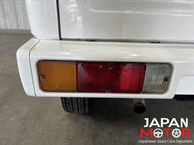 1998 Suzuki Jimny JDM car for sale — photo 6 of 25