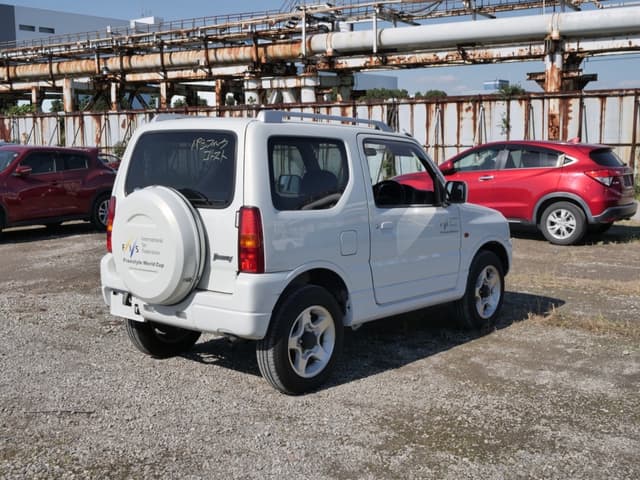 2002 Suzuki Jimny JDM car for sale — photo 5 of 25