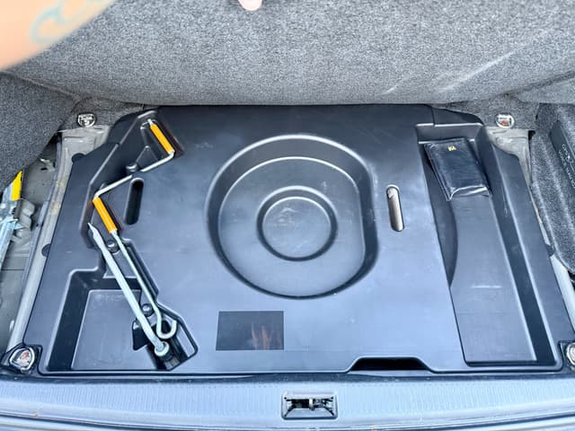 2001 Toyota Aristo JDM car for sale — photo 21 of 25